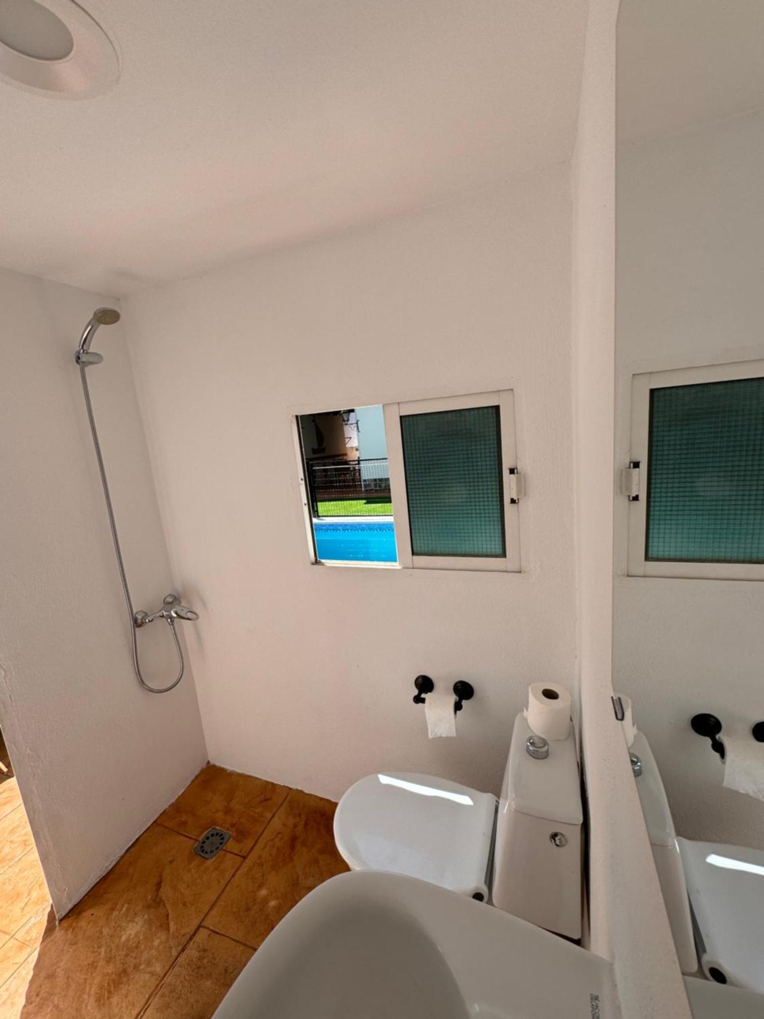 Casa Rural Vistablanca En Una Sola Planta Con Bonitas Vistas Y Piscina - Junto A La Capital Y La Alhambra 塞内斯·德拉维加 外观 照片