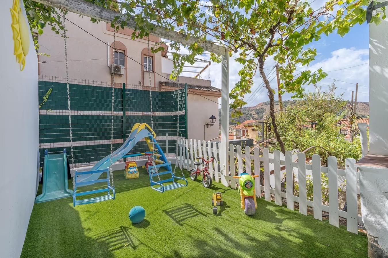 Casa Rural Vistablanca En Una Sola Planta Con Bonitas Vistas Y Piscina - Junto A La Capital Y La Alhambra 塞内斯·德拉维加 外观 照片
